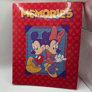 Disney Red Mickey and Minnie Memories Album